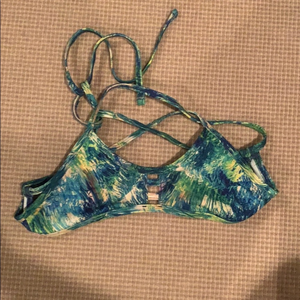 Jolyn Tomcat Top